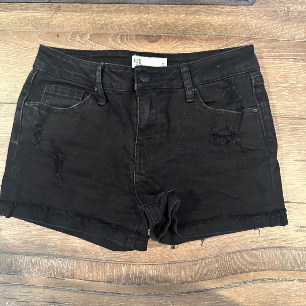 RDQ Jeans MID RISE Cuff Jean shorts size 12 Distressed Blk